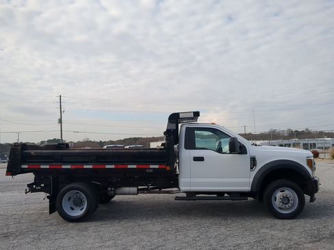 Used 2019 Ford F450 XL image 2