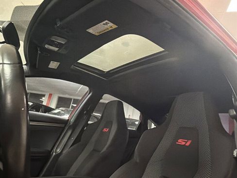 Used 2019 Honda Civic Si image 28