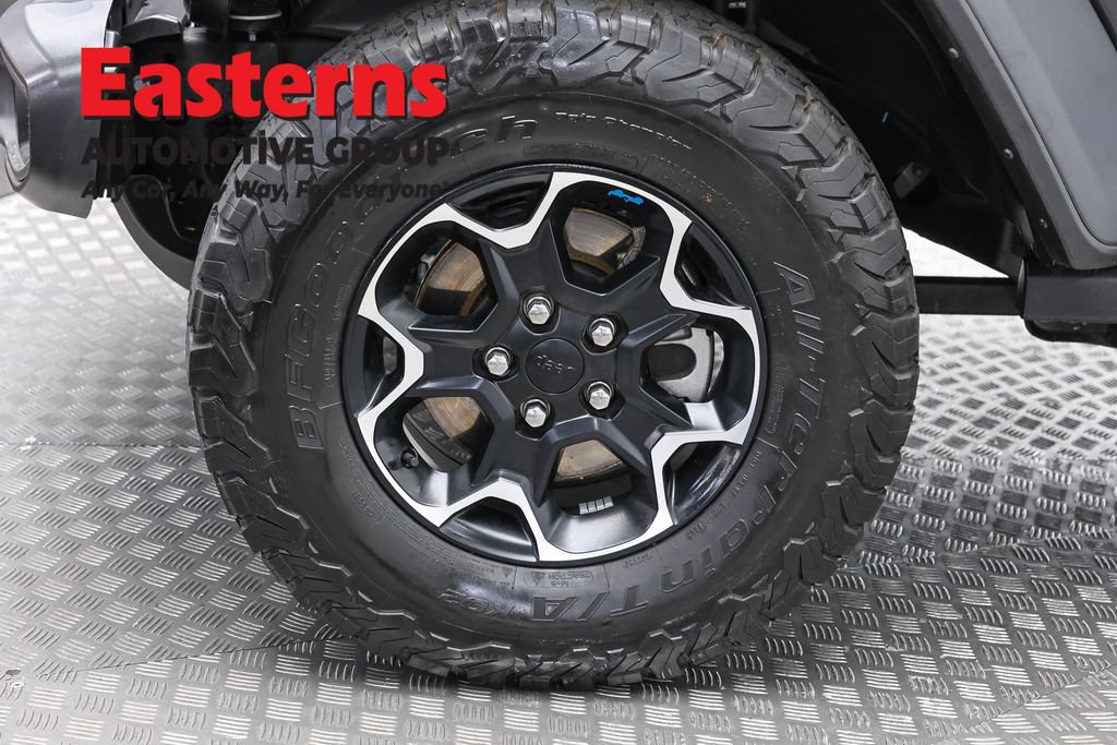 Used 2023 Jeep Wrangler Unlimited Rubicon 4xe w/ Cold Weather Group AWD/4WD image 35