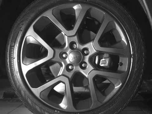 Used 2021 Jeep Compass Latitude w/ Sun and Sound Group FWD image 85