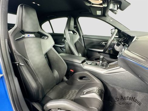 Used 2021 BMW M3 w/ M Carbon Exterior Package RWD image 36