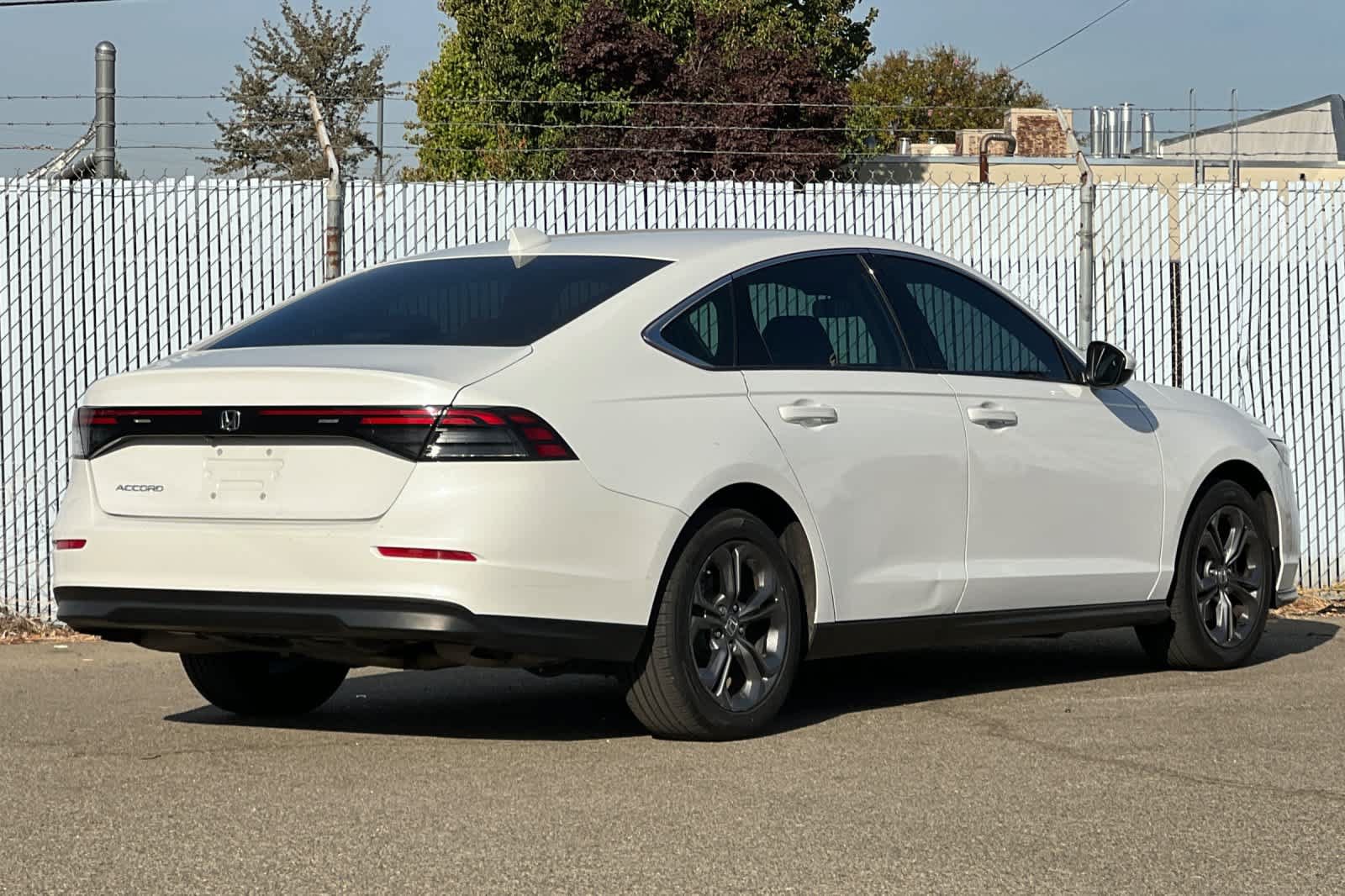 Used 2023 Honda Accord EX image 3
