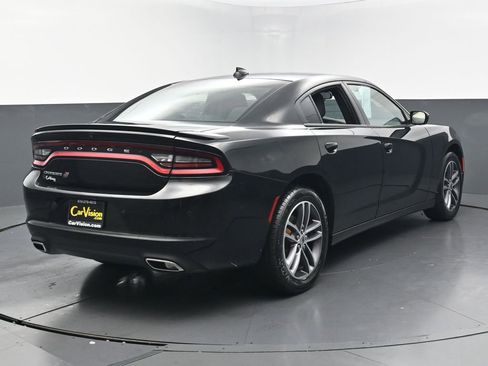 Used 2019 Dodge Charger SXT image 5