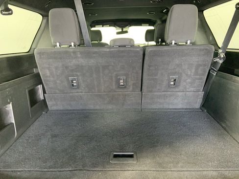 Used 2019 Ford Expedition Max XLT image 21