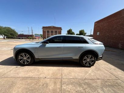 Used 2024 Cadillac Lyriq Luxury w/ LPO, Floor Liner Package