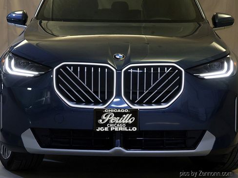 Used 2025 BMW X3 xDrive30i image 6