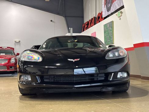 Used 2008 Chevrolet Corvette Coupe w/ Preferred Equipment Group RWD image 37
