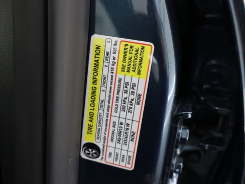Used 2009 Pontiac G8 GT w/ Premium Package RWD image 48