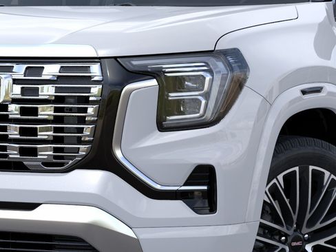 New 2027 GMC Terrain Denali w/ LPO, Black Badging Package AWD/4WD image 11