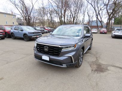 Certified 2023 Honda Pilot Touring