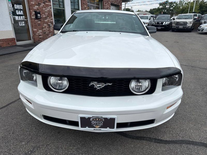 Used 2006 Ford Mustang GT RWD image 2