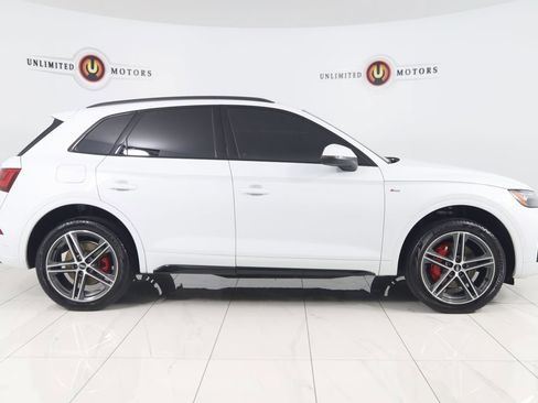 Used 2024 Audi Q5 e Premium Plus image 2
