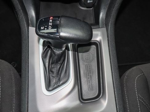 Used 2023 Dodge Charger SXT RWD image 18