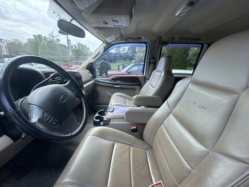Used 2005 Ford F350 Lariat AWD/4WD image 7