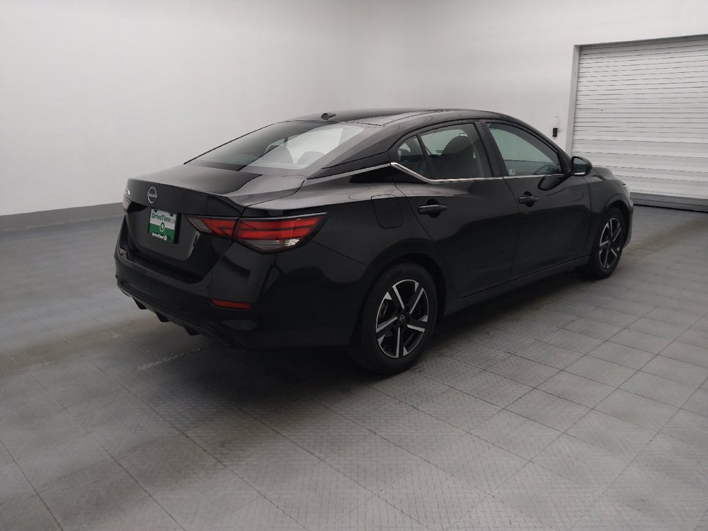 Used 2025 Nissan Sentra SV FWD image 10