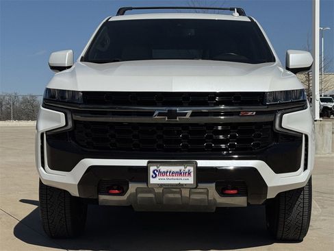 Used 2021 Chevrolet Tahoe Z71 w/ Rear Media and Nav Package image 7