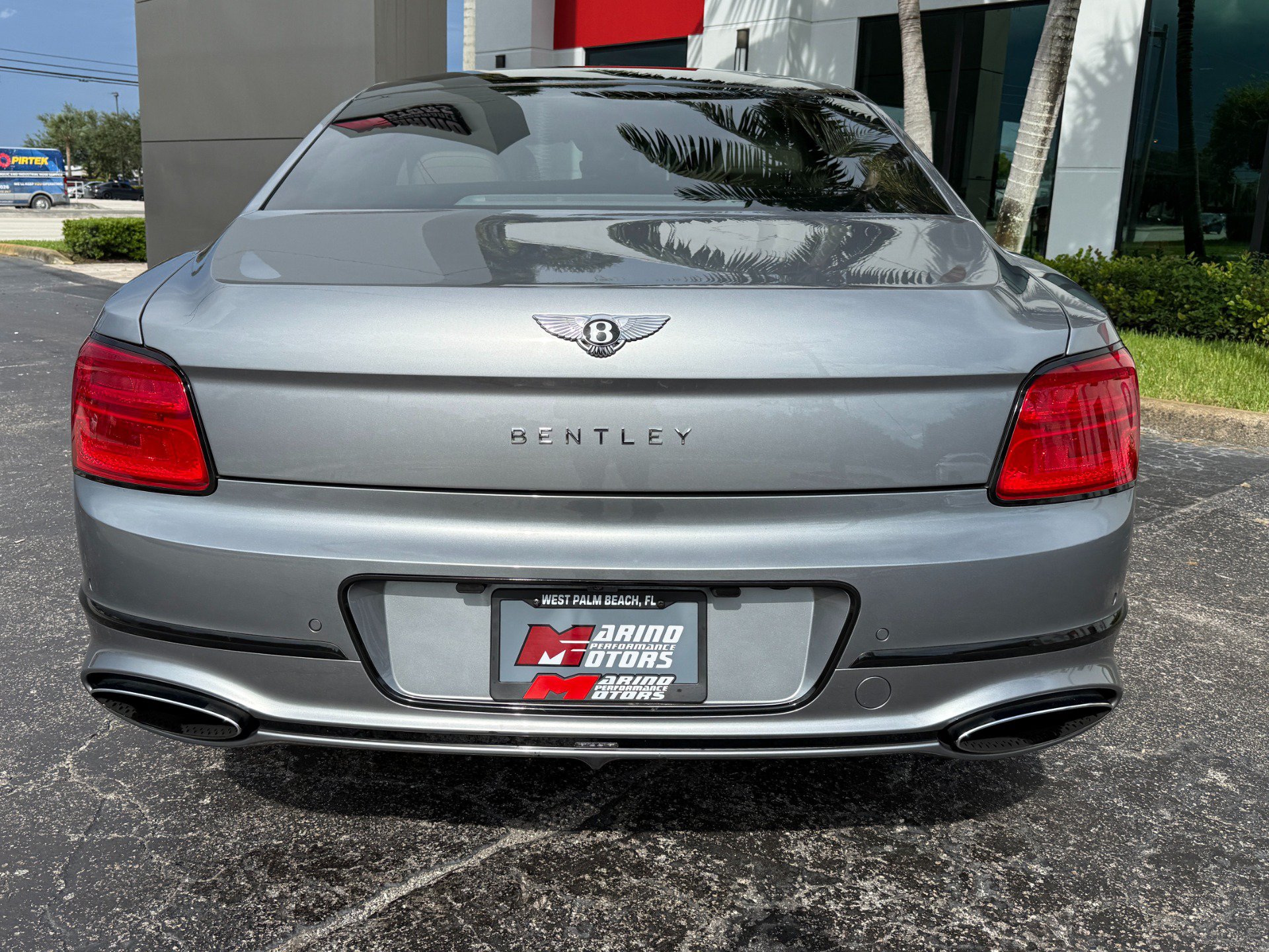 Used 2020 Bentley Flying Spur W12 AWD/4WD image 18