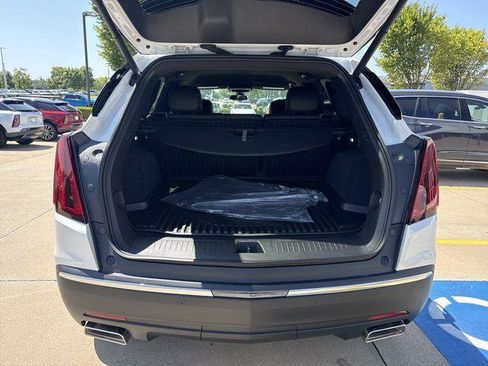 New 2026 Cadillac XT5 Luxury AWD/4WD image 16