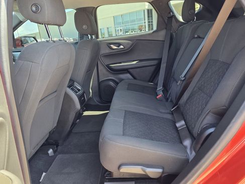 Used 2021 Chevrolet Blazer LT FWD image 23