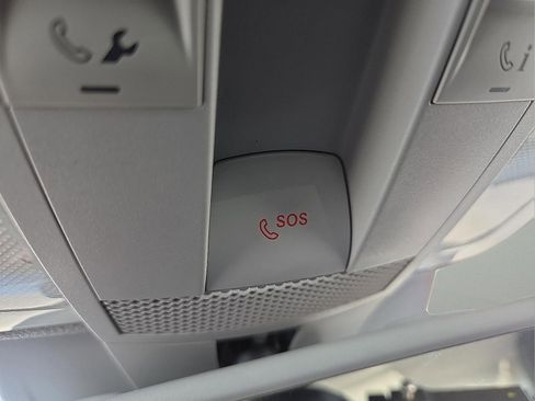 Used 2013 Mercedes-Benz E 350 Cabriolet image 20