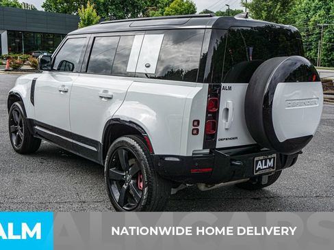 Used 2024 Land Rover Defender 110 X-Dynamic SE AWD/4WD image 5