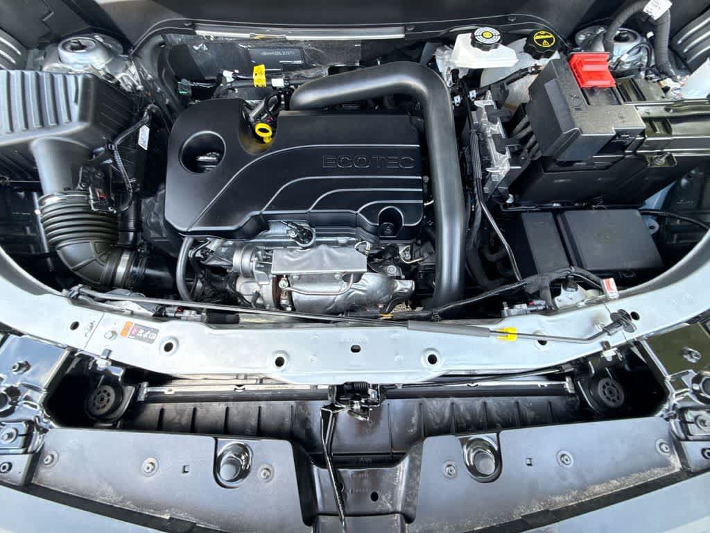 Used 2025 Chevrolet Equinox LT FWD image 12
