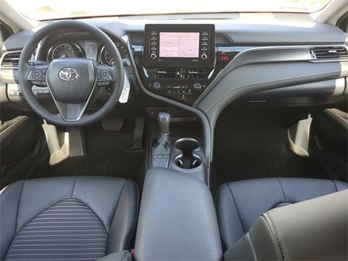 Certified 2023 Toyota Camry SE image 14