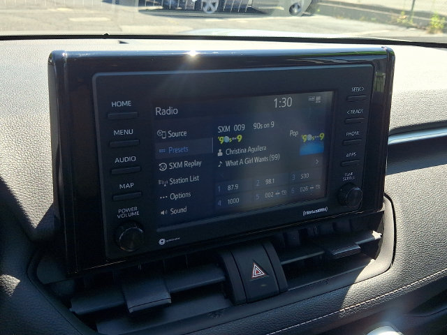 Certified 2022 Toyota RAV4 XLE AWD/4WD image 11