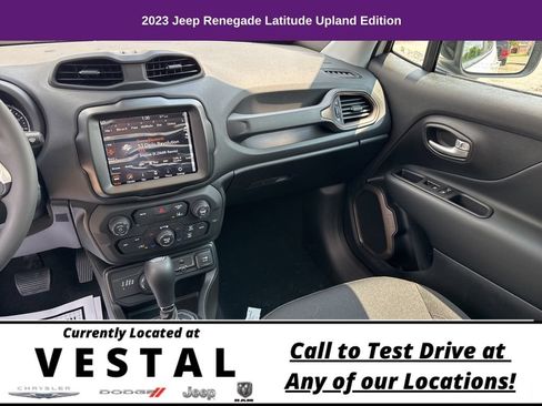 Used 2023 Jeep Renegade Latitude w/ Sun/Sound Group AWD/4WD image 22