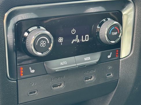 New 2026 Chevrolet Tahoe Premier image 12