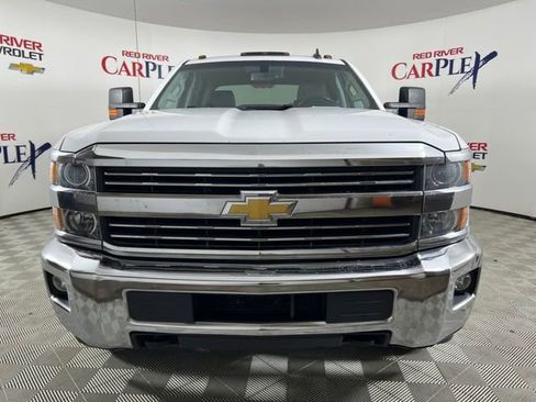Used 2016 Chevrolet Silverado 2500 LT w/ LT Convenience Package image 2