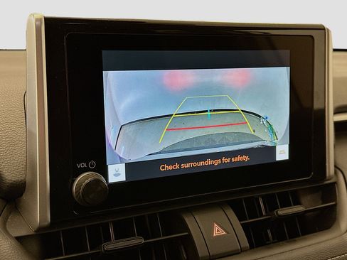 Used 2025 Toyota RAV4 XLE image 23