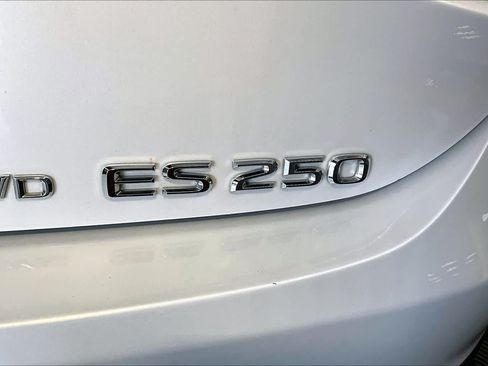 Used 2021 Lexus ES 250 w/ Premium Package AWD/4WD image 10