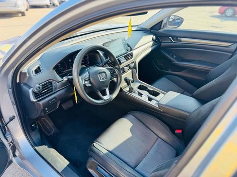 Used 2019 Honda Accord LX image 9