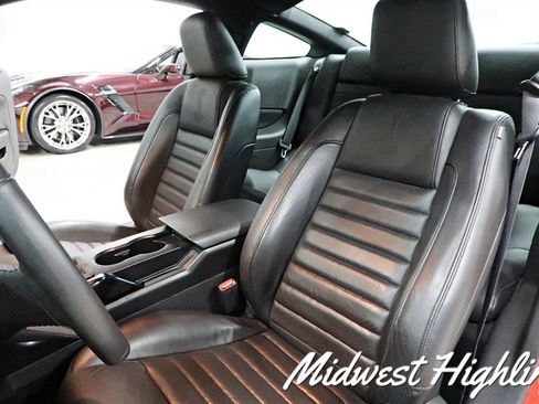 Used 2009 Ford Mustang Shelby GT500 RWD image 30