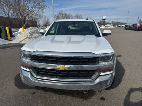 Used 2018 Chevrolet Silverado 1500 LT w/ All Star Edition image 3