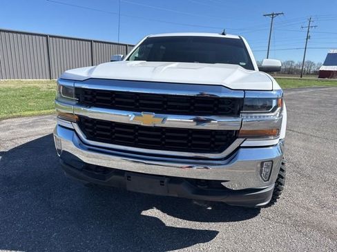 Used 2018 Chevrolet Silverado 1500 LT w/ All Star Edition image 4