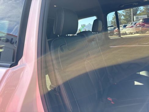 New 2026 Jeep Grand Cherokee Altitude image 22