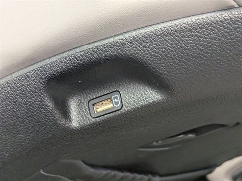 Used 2020 Kia Telluride SX w/ SX Prestige Package image 16