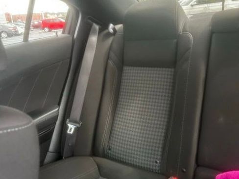 Used 2021 Dodge Charger SXT w/ Blacktop Package image 10