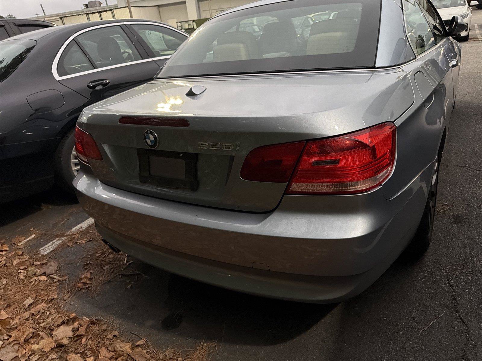 Used 2009 BMW 328i Convertible RWD image 5