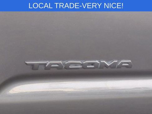 Used 2020 Toyota Tacoma TRD Off-Road image 40