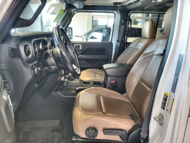 Used 2021 Jeep Wrangler Unlimited Rubicon AWD/4WD image 12