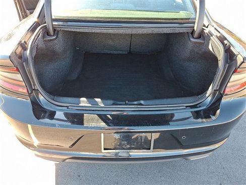 Used 2020 Dodge Charger SXT w/ Blacktop Package image 29