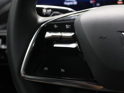 Certified 2024 Cadillac Lyriq Tech RWD image 12