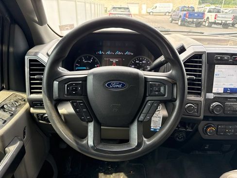 Used 2022 Ford F250 XLT w/ XLT Premium Package AWD/4WD image 9