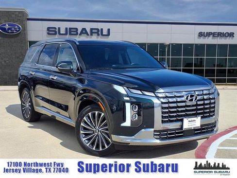 Used 2023 Hyundai Palisade Calligraphy image 1
