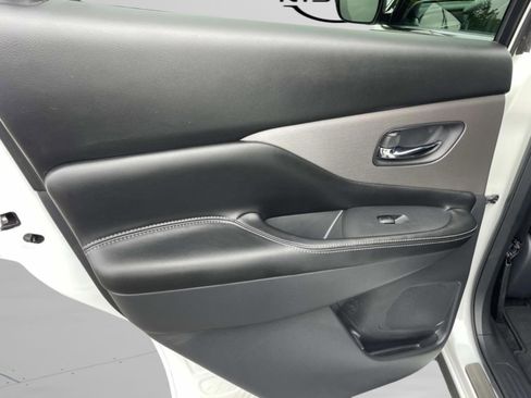 Used 2024 Nissan Murano SV w/ SV Midnight Edition Package FWD image 13