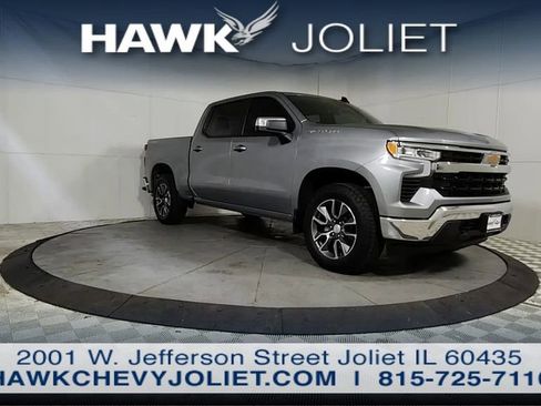 Used 2024 Chevrolet Silverado 1500 LT image 1