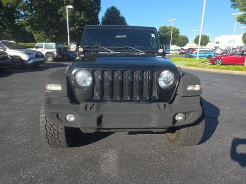 Used 2019 Jeep Wrangler Unlimited Sport S AWD/4WD image 2